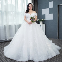 Load image into Gallery viewer, Large-size wedding dress 2019 new Korean simple bride shoulder trailing 200 kg fat mm fattening increase