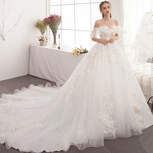 Pregnant women's wedding dress